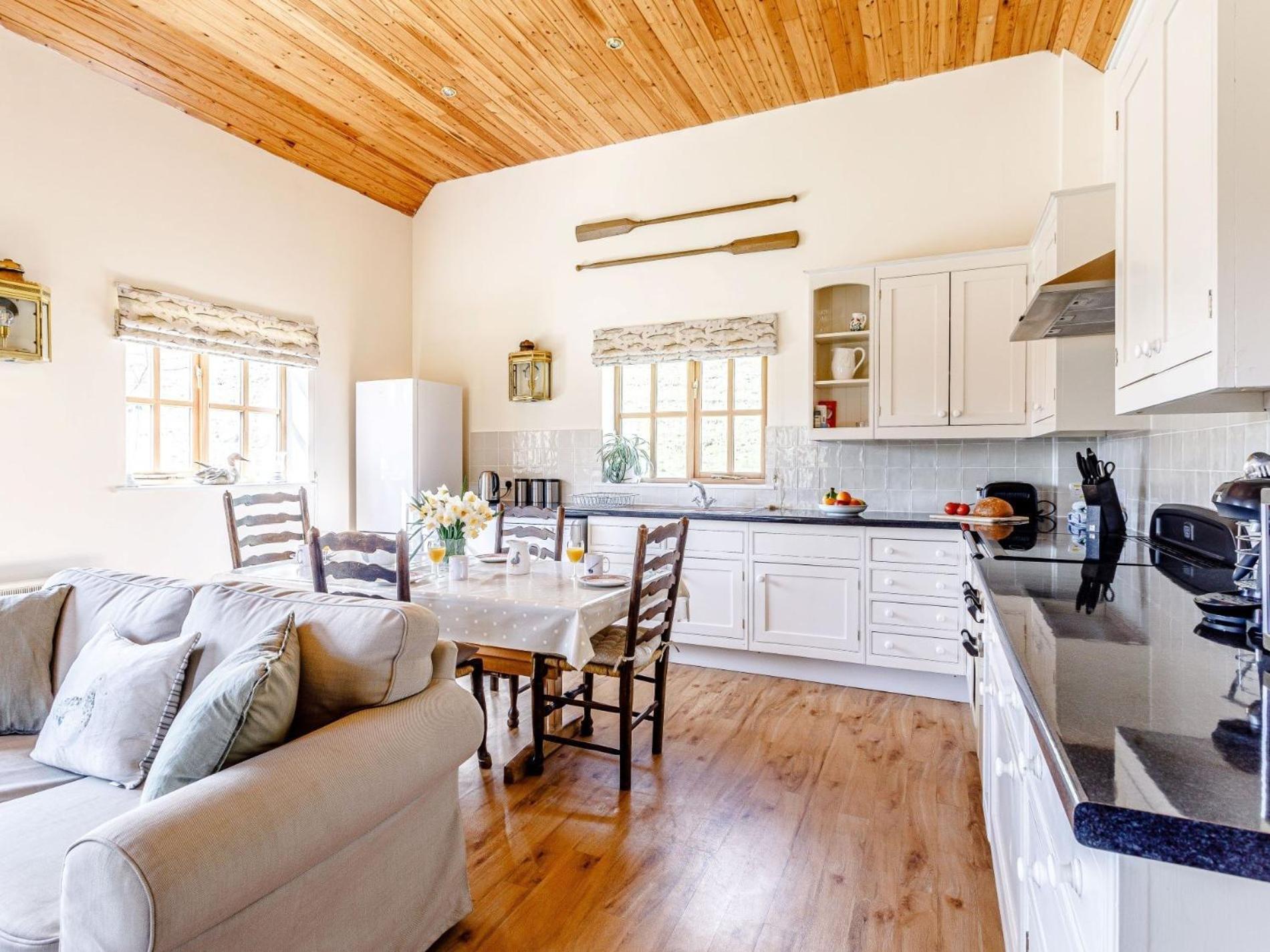 2 Bed In Dorchester 75243 Frampton  ภายนอก รูปภาพ